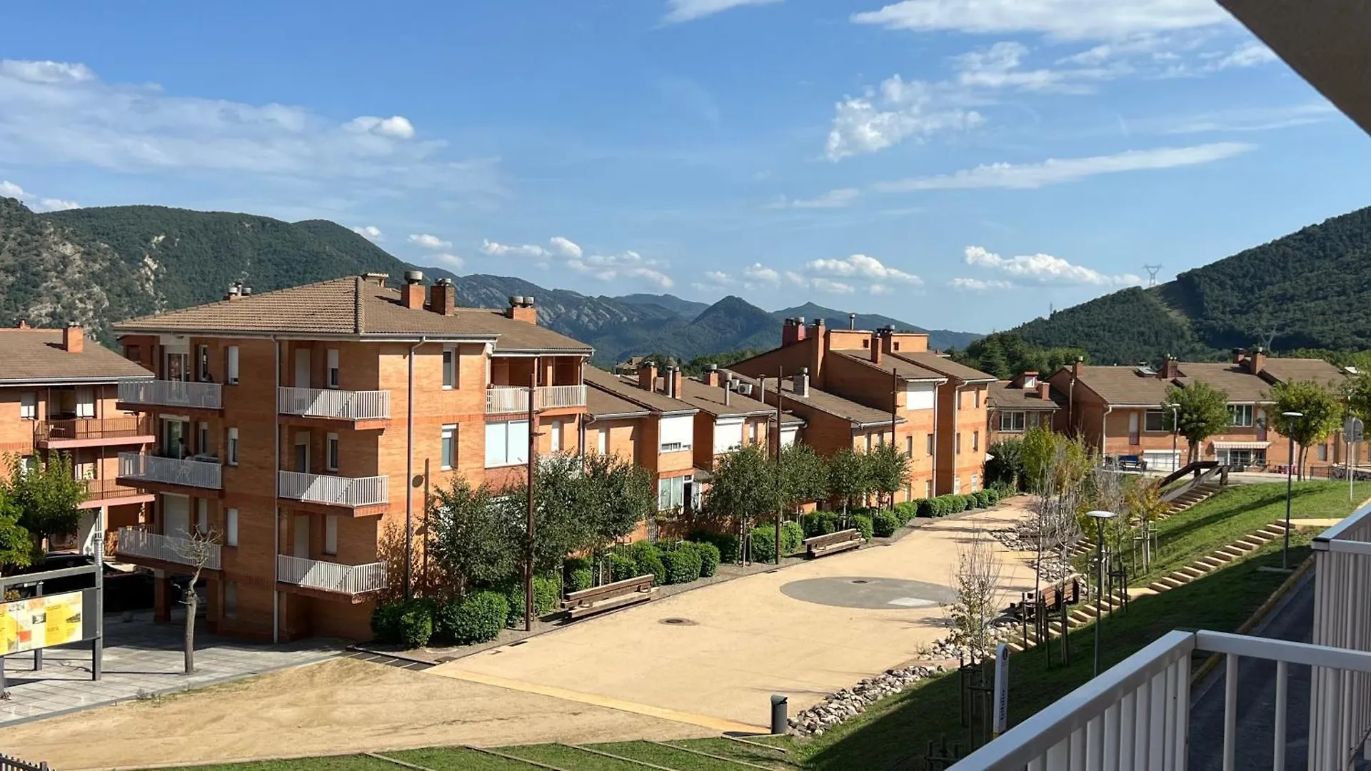 아파트 Apartament Acollidor Al Bergueda 6P Sant Jordi de Cercs